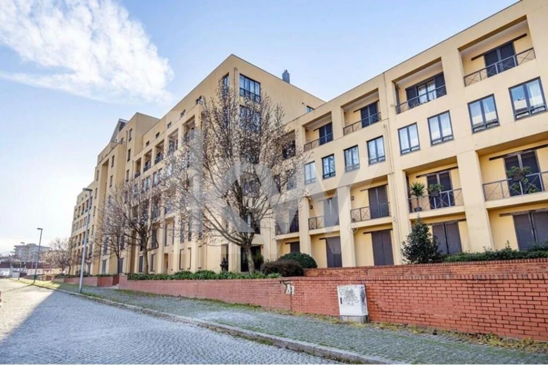 Apartamento T4 para Venda em Paranhos Foto 21