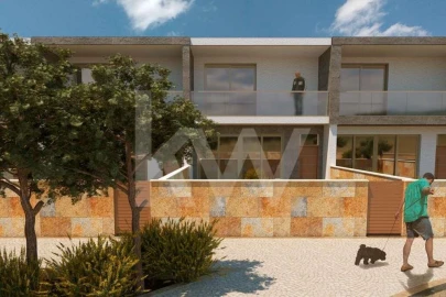 Moradia T3 para Venda em Albufeira e Olhos de Água