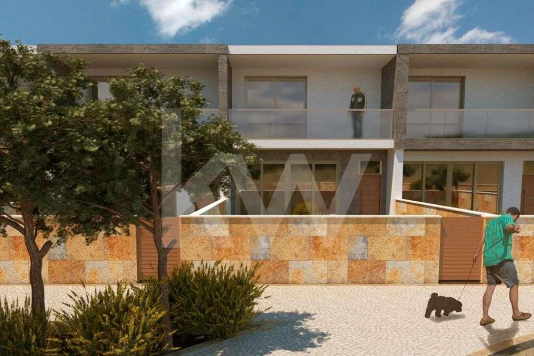 Moradia T3 para Venda em Albufeira e Olhos de Água Foto 1
