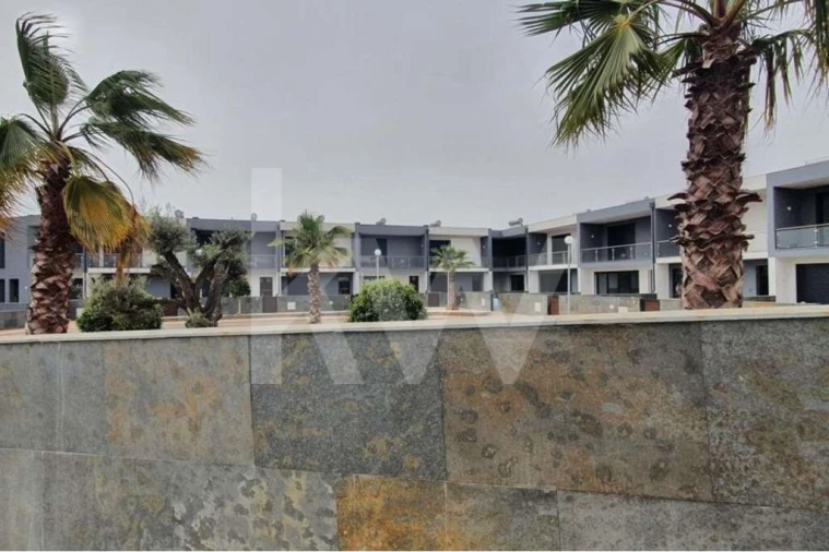 Moradia T3 para Venda em Albufeira e Olhos de Água Foto 51
