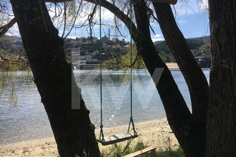 Terreno para Venda em Foz do Sousa e Covelo Foto 2