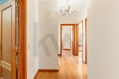 Apartamento T3 para Venda em Funchal (São Pedro)