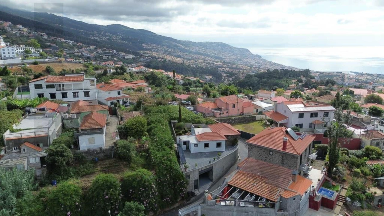 Moradia T2 para Venda em Santo Antonio Foto 36