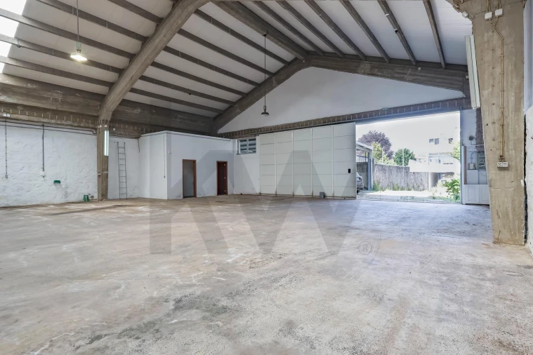 Armazém para Arrendamento em Cedofeita, Santo Ildefonso, Sé, Miragaia, São Nicolau e Vitória Foto 11