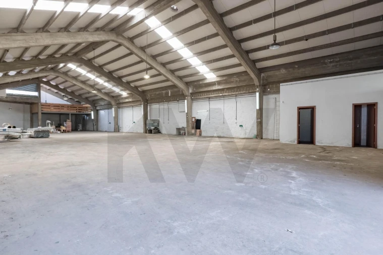 Armazém para Arrendamento em Cedofeita, Santo Ildefonso, Sé, Miragaia, São Nicolau e Vitória Foto 2