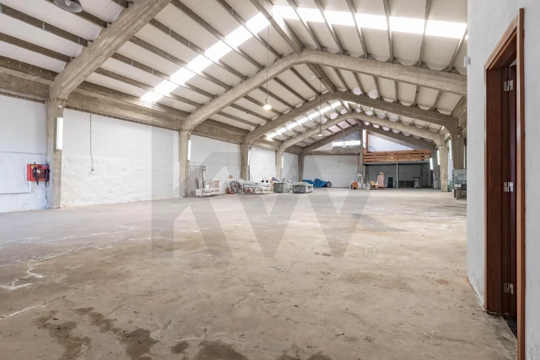 Armazém para Arrendamento em Cedofeita, Santo Ildefonso, Sé, Miragaia, São Nicolau e Vitória Foto 3