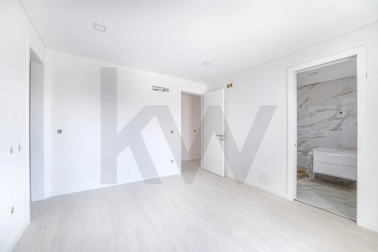 Apartamento T3 para Venda em Ericeira Foto 18