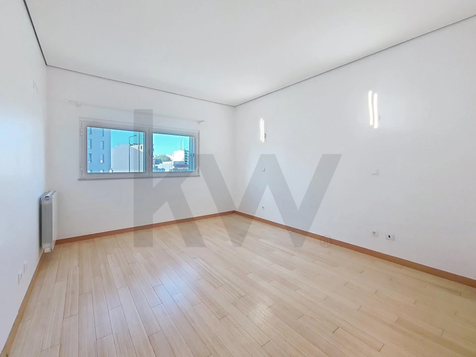 Apartamento T3 para Venda em União das Freguesias de Setúbal Foto 13