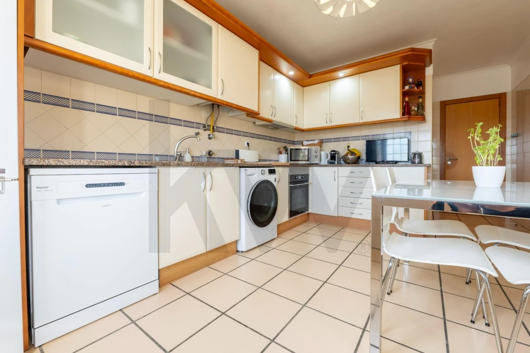 Apartamento T2 para Venda em Malveira e São Miguel de Alcainça Foto 24