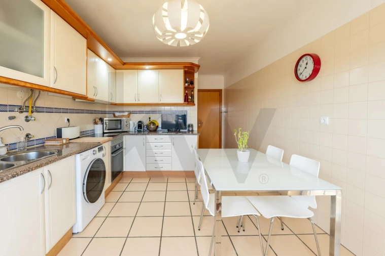 Apartamento T2 para Venda em Malveira e São Miguel de Alcainça Foto 17