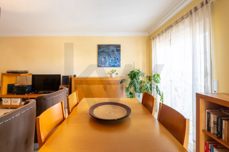 Apartamento T2 para Venda em Malveira e São Miguel de Alcainça