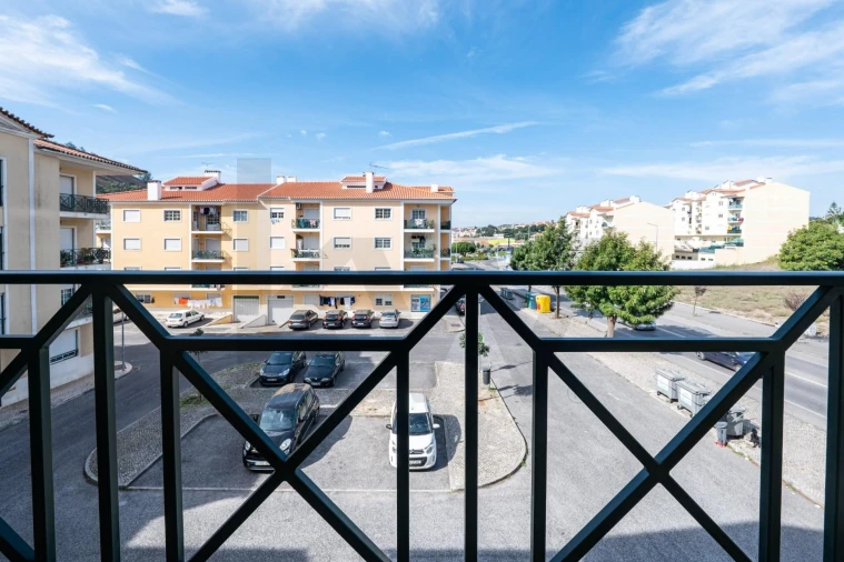 Apartamento T2 para Venda em Malveira e São Miguel de Alcainça Foto 41