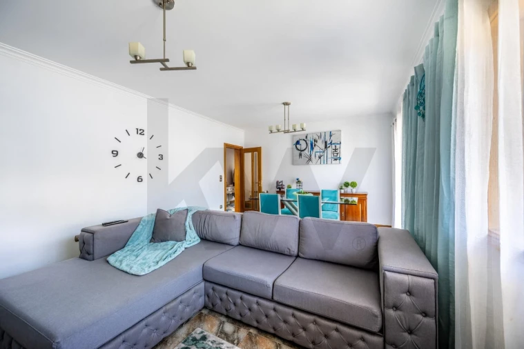 Moradia T4 para Venda em Canelas Foto 5