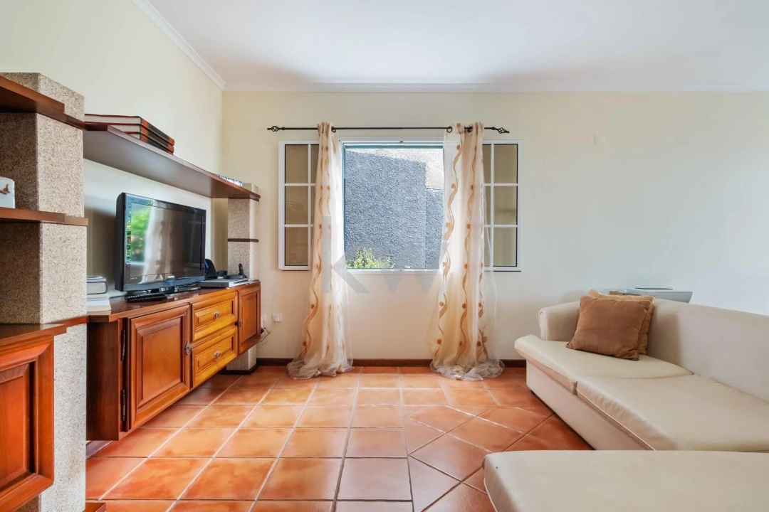 Moradia T3 para Venda em Ribeira Brava Foto 6