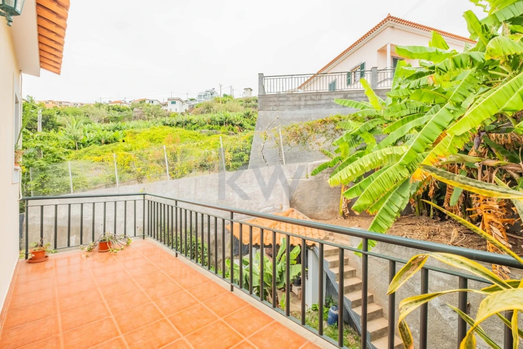 Moradia T3 para Venda em Ribeira Brava Foto 37