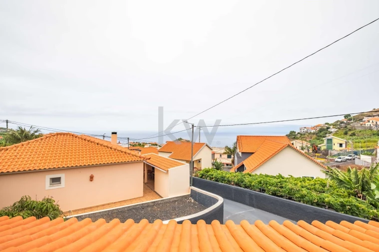 Moradia T3 para Venda em Ribeira Brava Foto 33