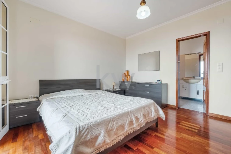 Moradia T3 para Venda em Ribeira Brava Foto 19