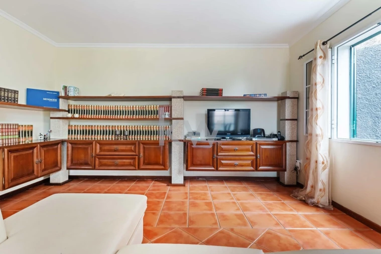 Moradia T3 para Venda em Ribeira Brava Foto 8