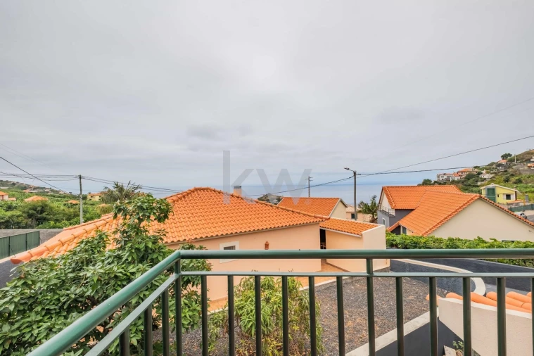 Moradia T3 para Venda em Ribeira Brava Foto 43