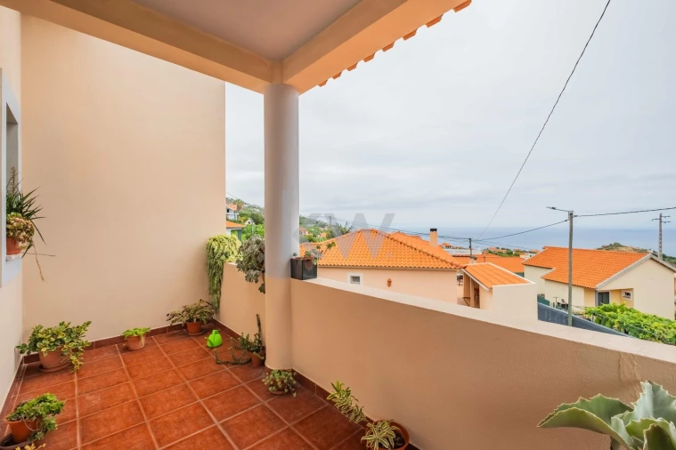 Moradia T3 para Venda em Ribeira Brava Foto 36