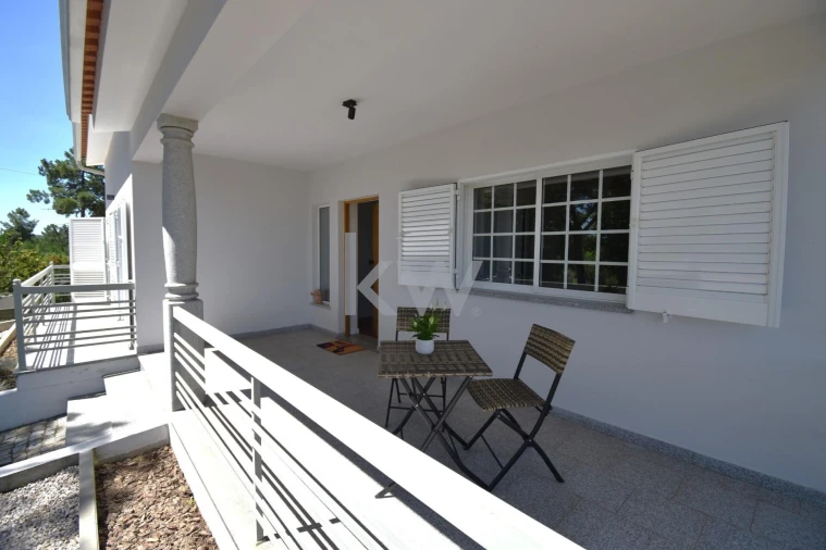 Moradia T3 para Venda em Sameice e Santa Eulália Foto 3