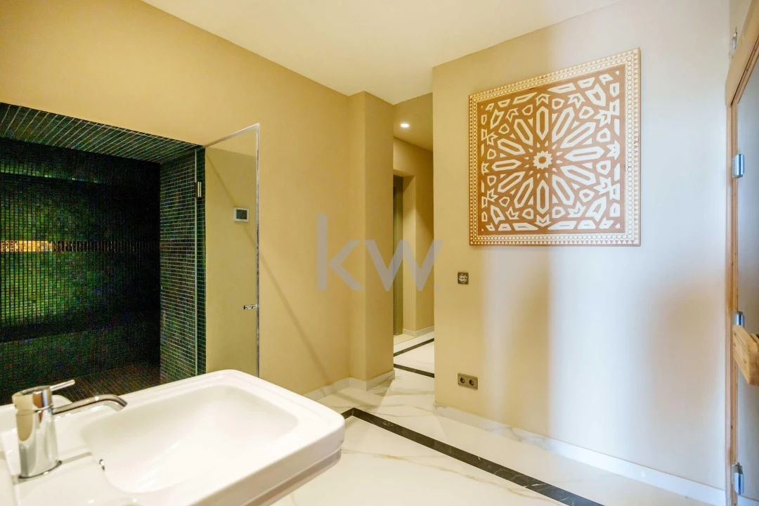 Moradia T7 para Venda em Lagos (São Sebastião e Santa Maria) Foto 69