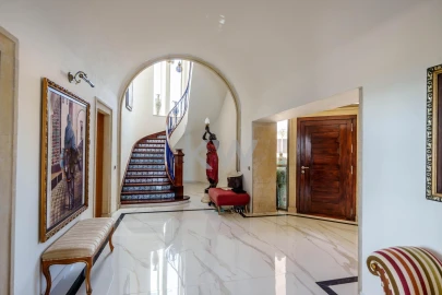 Moradia T7 para Venda em Lagos (São Sebastião e Santa Maria)