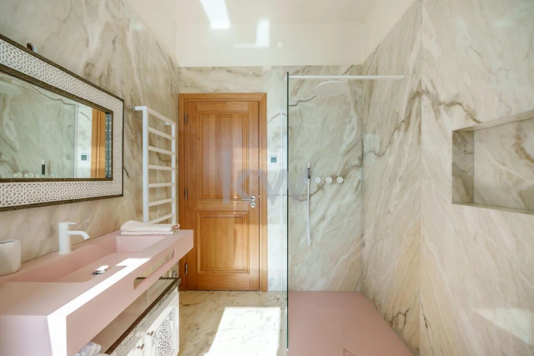 Moradia T7 para Venda em Lagos (São Sebastião e Santa Maria) Foto 41