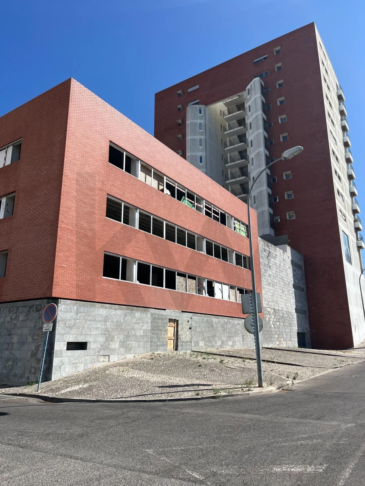 Terreno para Venda em Carnaxide e Queijas Foto 1