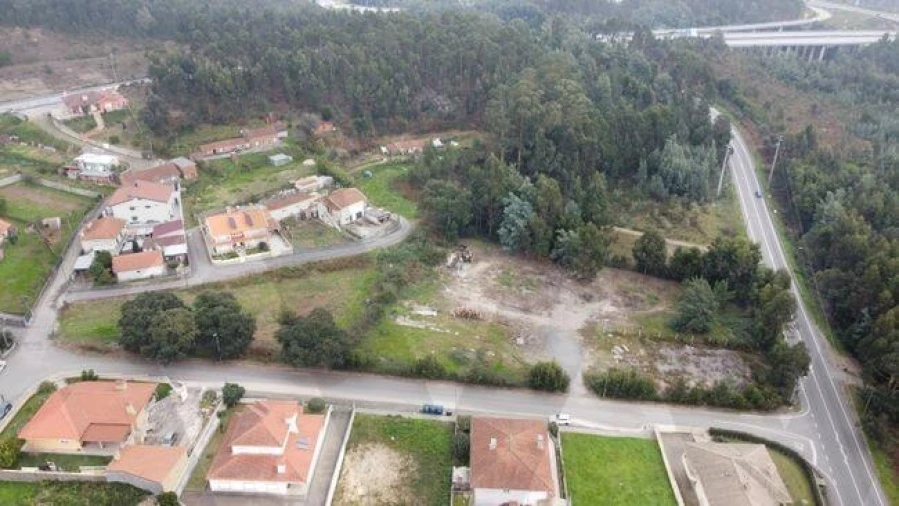 Terreno para Venda em Nogueira do Cravo e Pindelo Foto 3