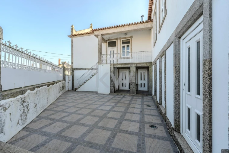 Moradia T4 para Venda em Estela Foto 20