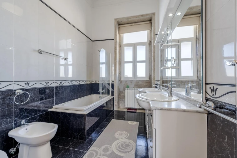 Moradia T4 para Venda em Estela Foto 16