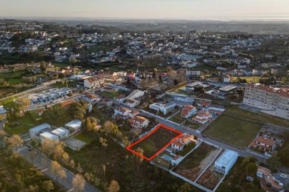 Terreno para Venda em São João da Madeira