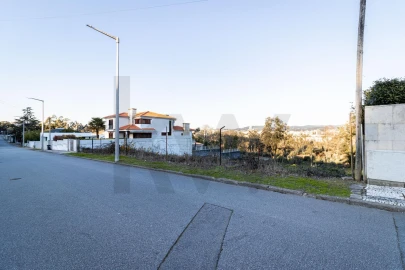Terreno para Venda em São João da Madeira