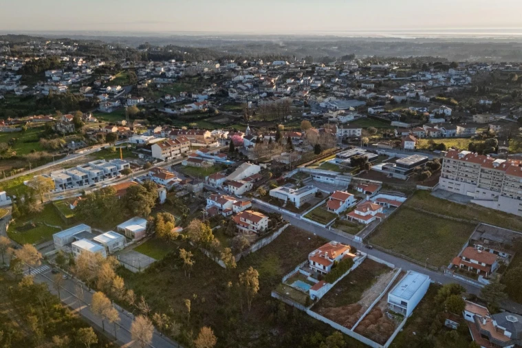 Terreno para Venda em São João da Madeira Foto 14