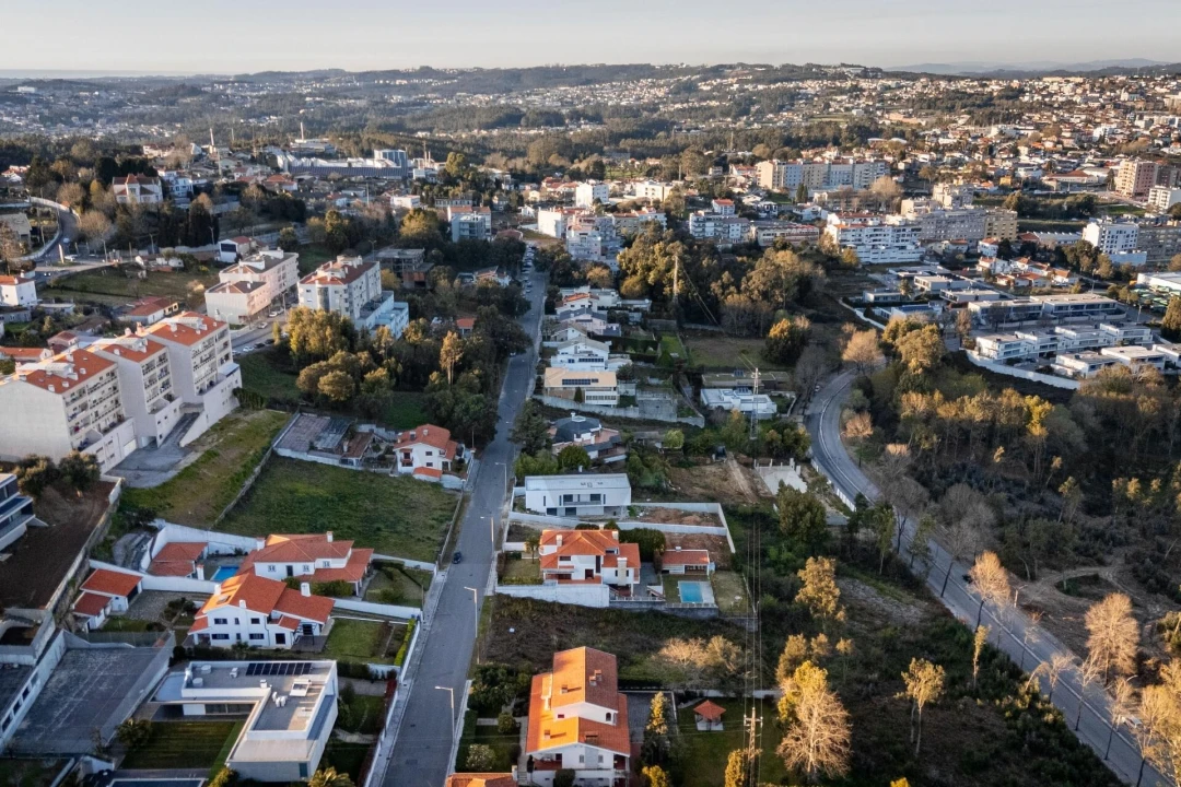 Terreno para Venda em São João da Madeira Foto 12