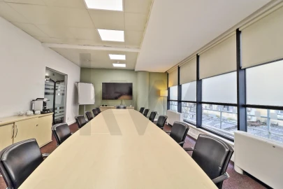 Escritório para Arrendamento em Santo António