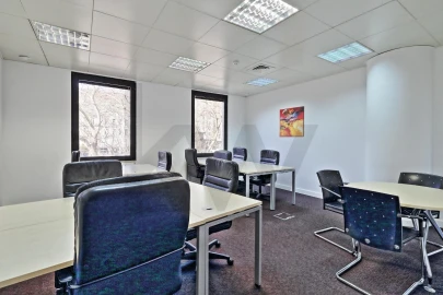 Escritório para Arrendamento em Santo António