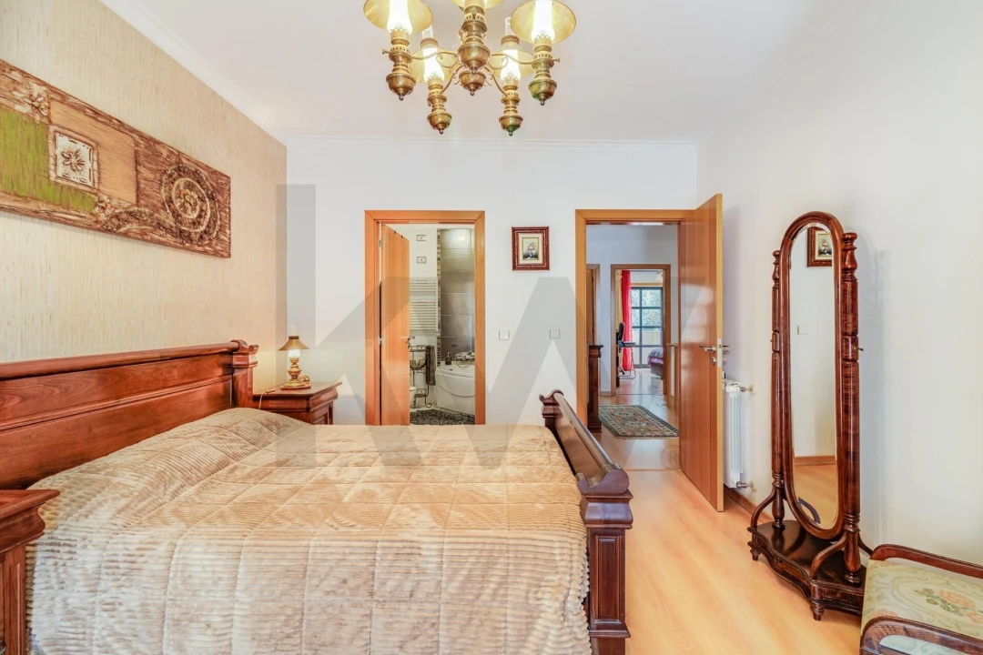 Moradia T4 para Venda em Castanheira do Ribatejo e Cachoeiras Foto 31