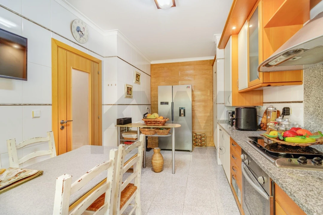 Moradia T4 para Venda em Castanheira do Ribatejo e Cachoeiras Foto 11