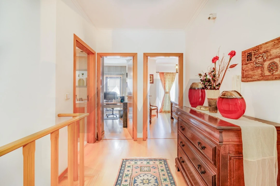 Moradia T4 para Venda em Castanheira do Ribatejo e Cachoeiras Foto 25