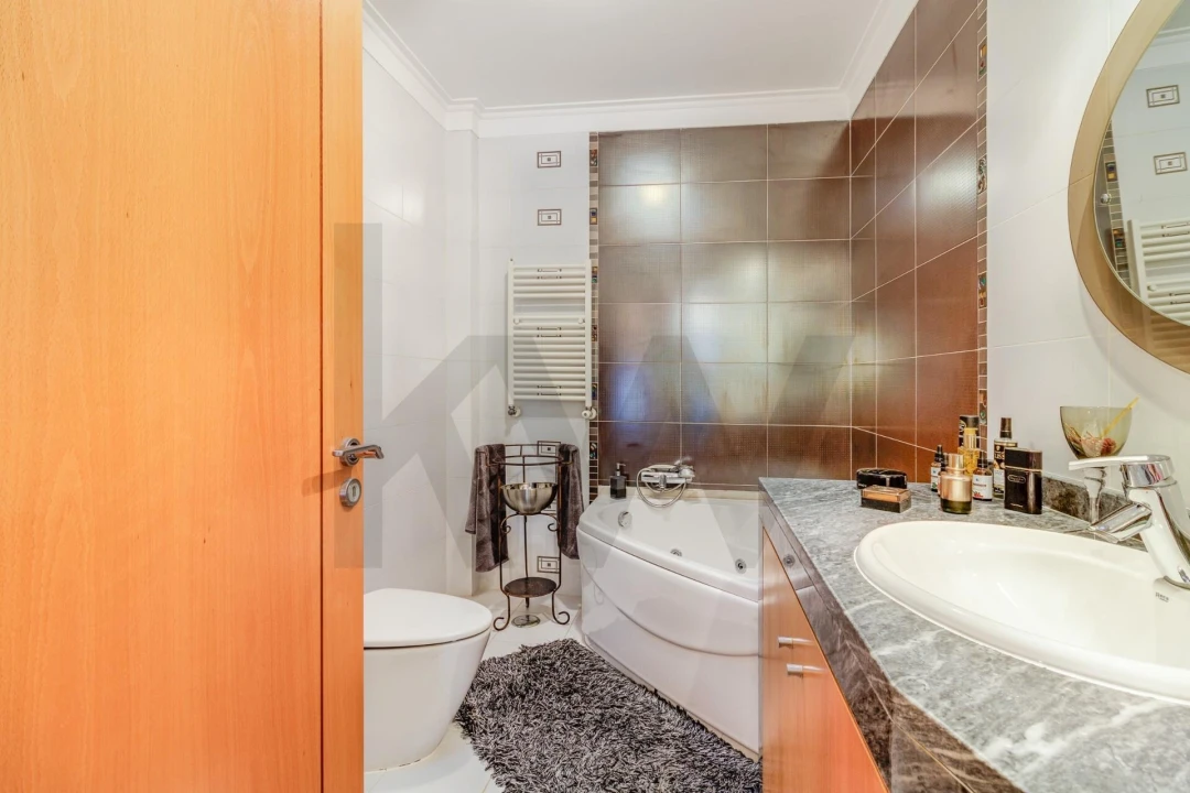 Moradia T4 para Venda em Castanheira do Ribatejo e Cachoeiras Foto 32