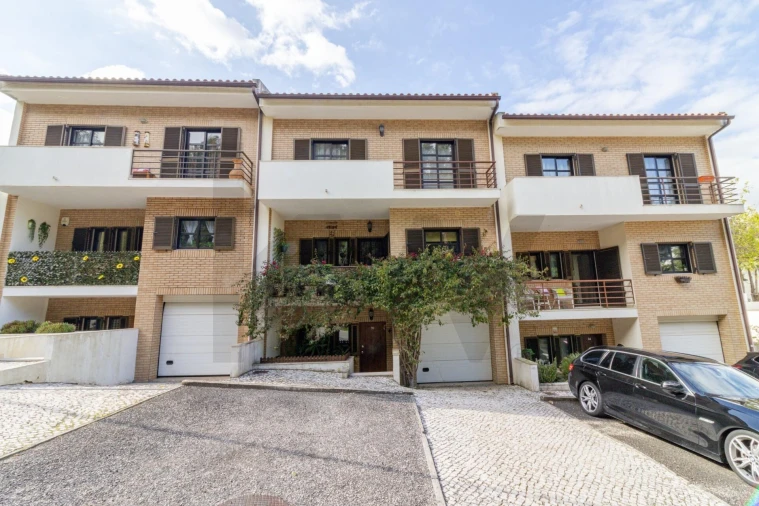 Moradia T4 para Venda em Castanheira do Ribatejo e Cachoeiras Foto 1