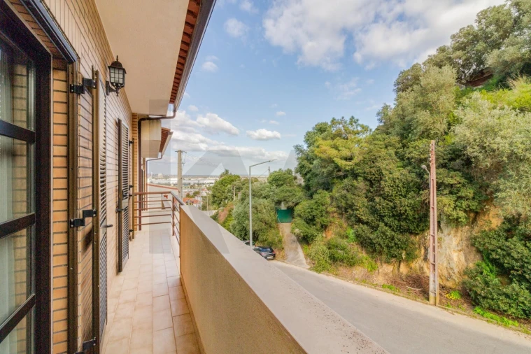 Moradia T4 para Venda em Castanheira do Ribatejo e Cachoeiras Foto 36