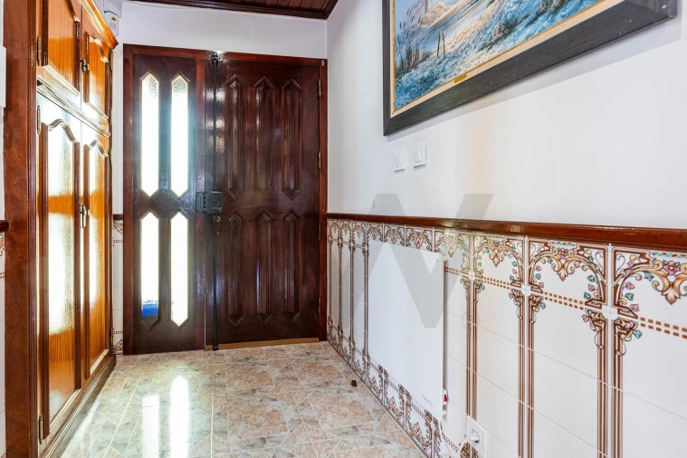 Moradia T5 para Venda em Algueirão-Mem Martins Foto 3