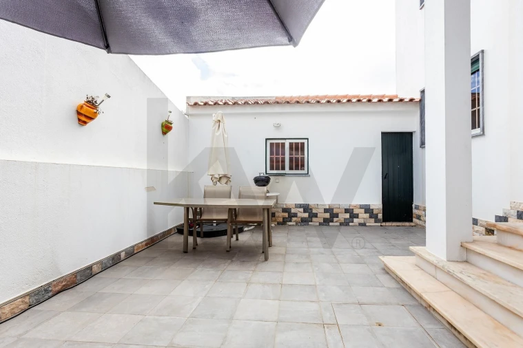 Moradia T5 para Venda em Algueirão-Mem Martins Foto 18