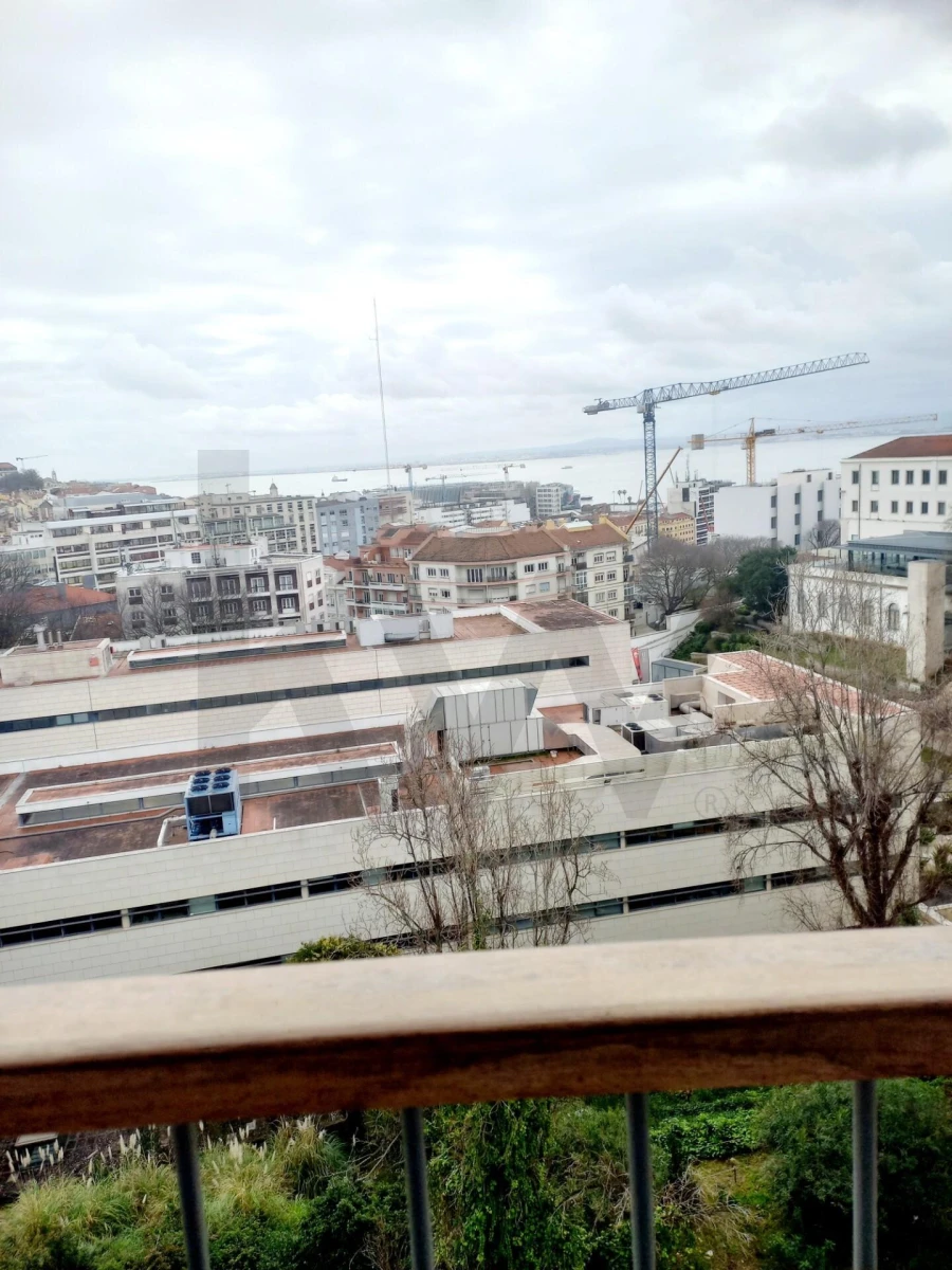 Apartamento T2 para Arrendamento em Estrela Foto 16