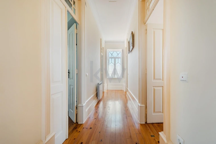 Moradia T6 para Venda em Sangalhos Foto 27