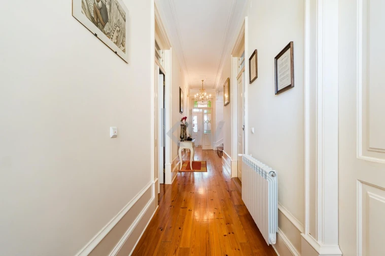 Moradia T6 para Venda em Sangalhos Foto 12