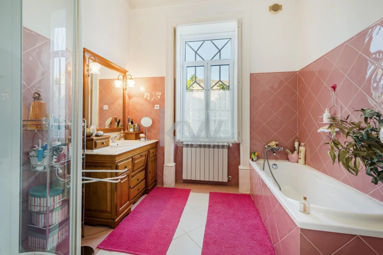 Moradia T6 para Venda em Sangalhos Foto 18